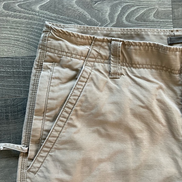 36x26 LL Bean Allagash Cargo Pants Men's Khaki Tan Natural Fit 262570 - Picture 4 of 12